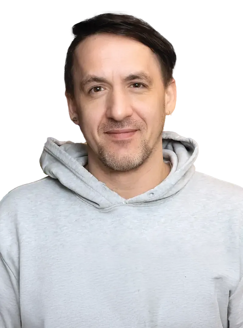 Артур Смольянинов